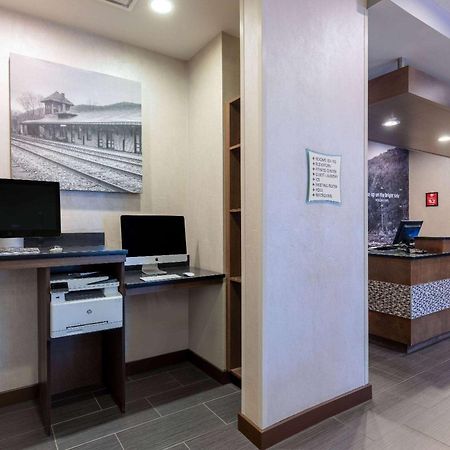 Hotel La Quinta By Wyndham Morgantown Exteriér fotografie